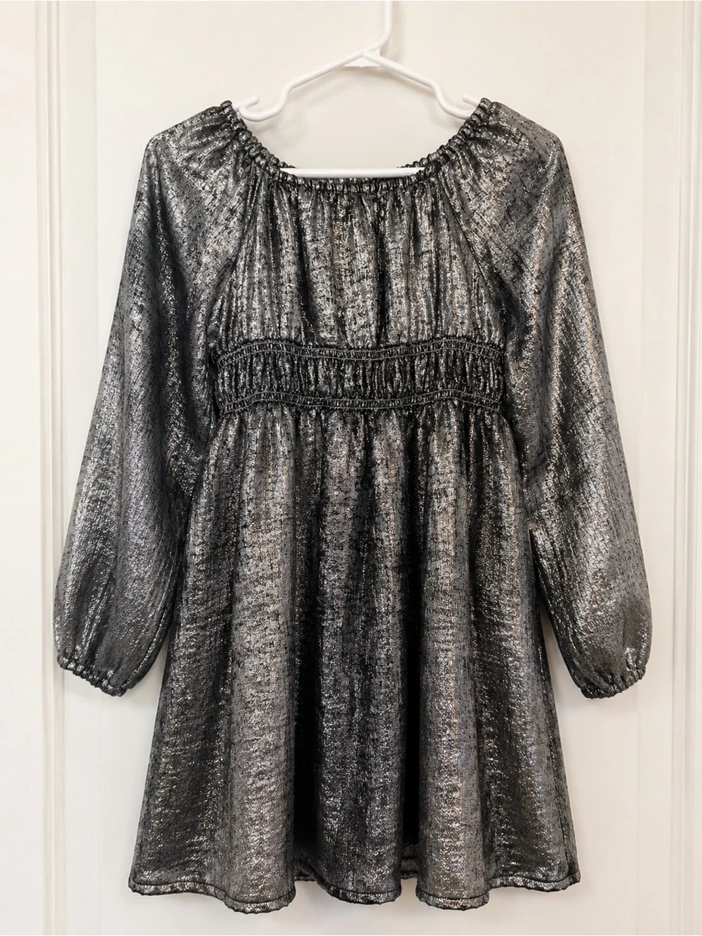 Old Navy Girls 5T Silver Metallic Shimmer Long Sleeve Party Dress